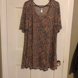 Lula Roe 2xl Perfect t